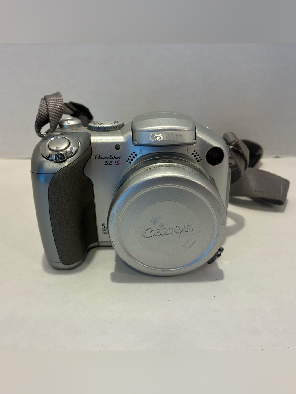 Canon PowerShot S2 IS Silver Digital Camera